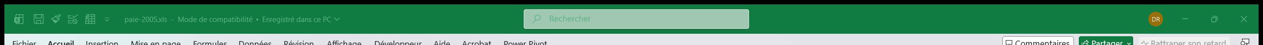Barre de titre d'Excel affichant la mention Mode de compatibilité à côté du nom d'un fichier de paie au format xls